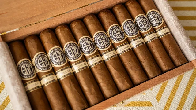 Most Aesthetic Cigars? A Visual Study of Five Brands