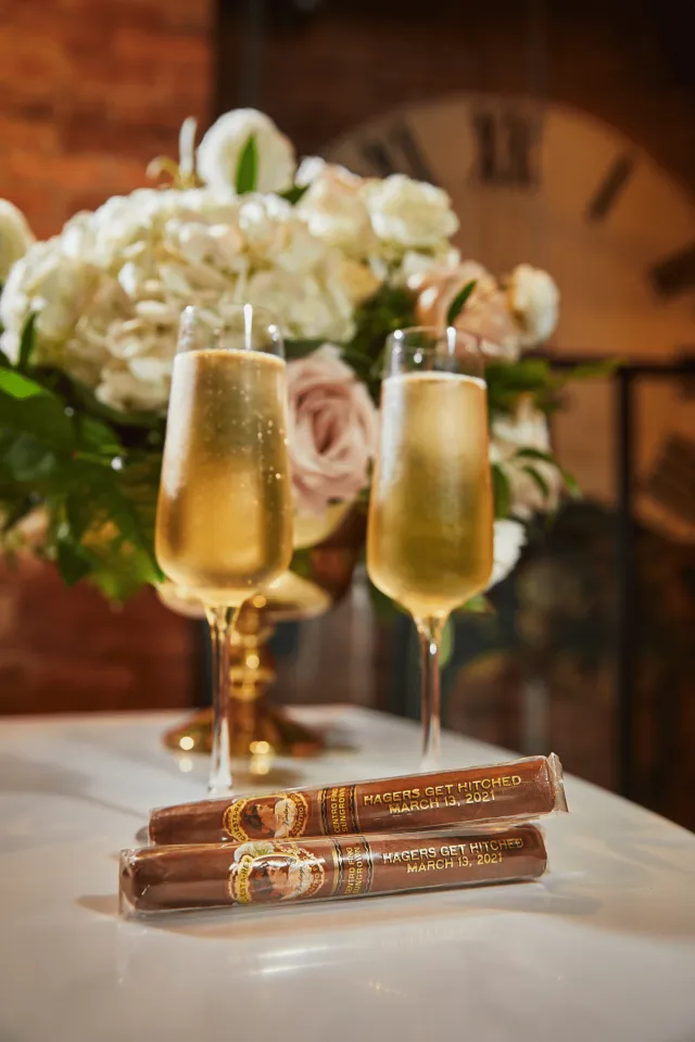LM Cigars Custom Cigars: Personalized Labels and Printed Cellophane for Weddings, Events and Gifts