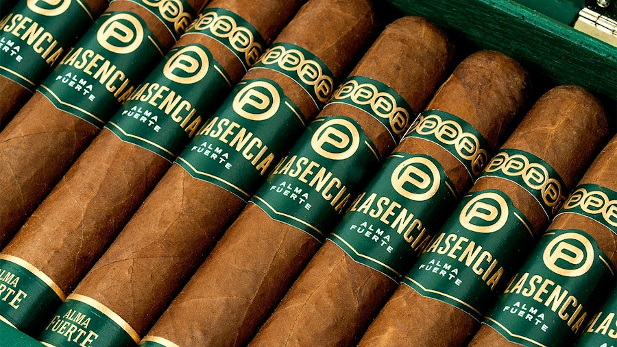 Plasencia Cigars Introduces Robustus II: A New Dimension to the Alma Fuerte Colorado Claro&nbsp;Collection